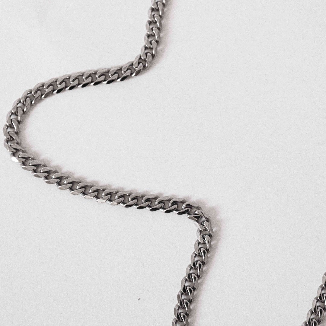 Bravery sterling silver necklace flat lay - bold jewellery Wild Youth Portugal | Wild Youth