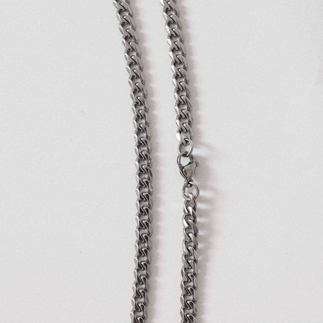 Bravery silver necklace detail - Cuban link chain handcrafted Portugal Wild Youth | Wild Youth