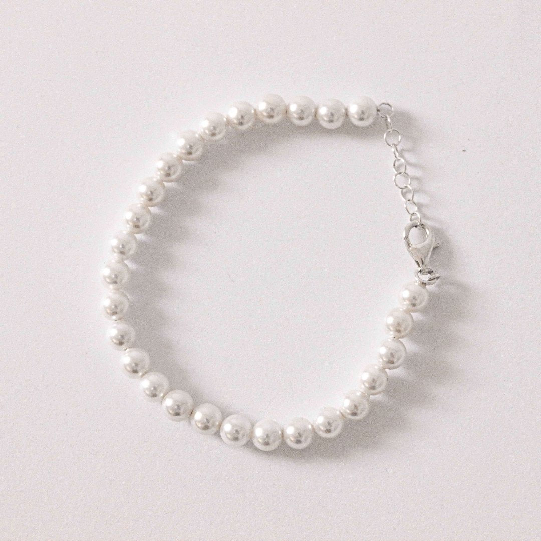 Pearl silver bracelet detail - 6mm freshwater pearls handcrafted Portugal | Wild Youth