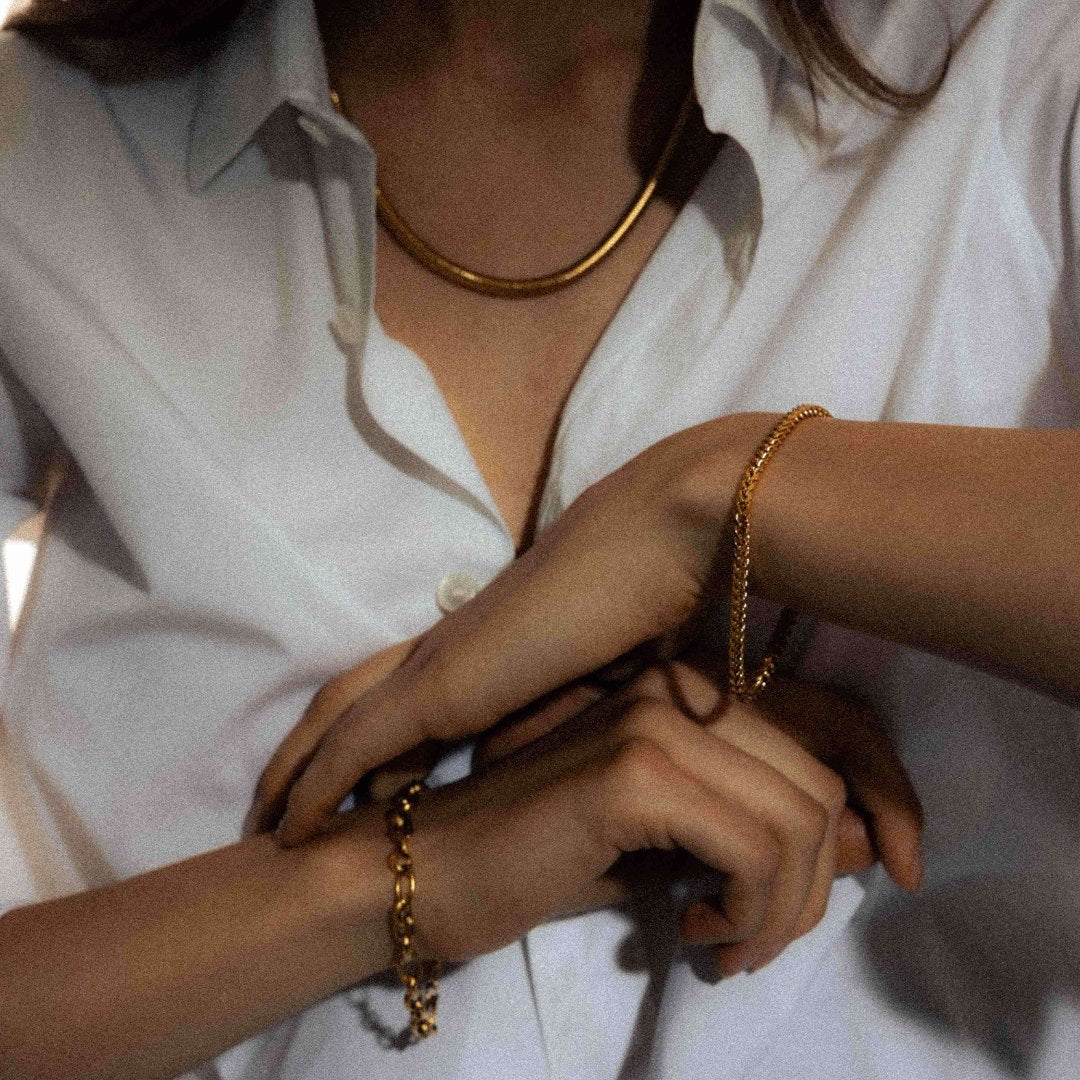 Unity gold necklace detail - snake chain handcrafted Portugal Wild Youth | Wild Youth